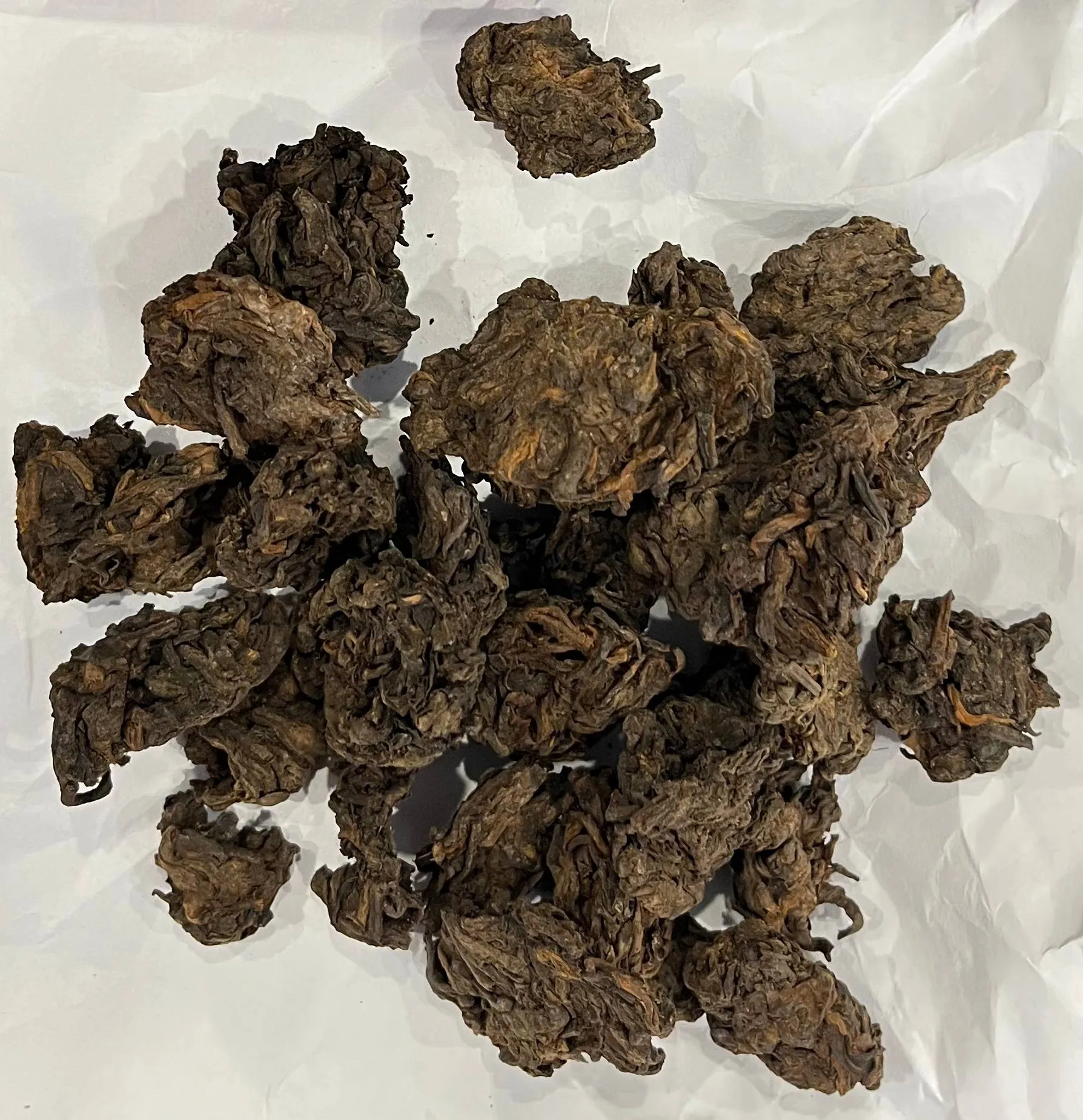 Комковой Шу Пуэр из Бирмы (Лао Ча Тоу)